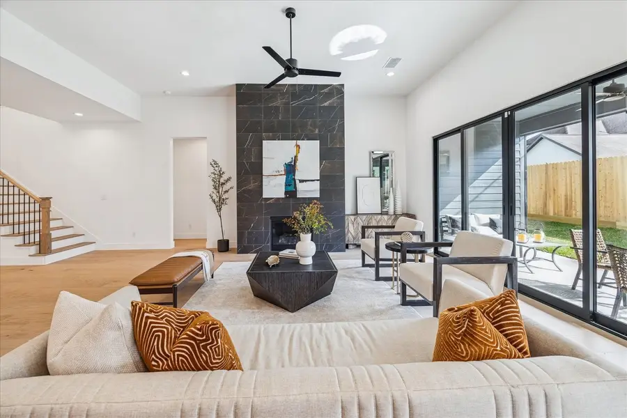 1249 Lamonte Lane, Houston, TX 77018 - Image #2