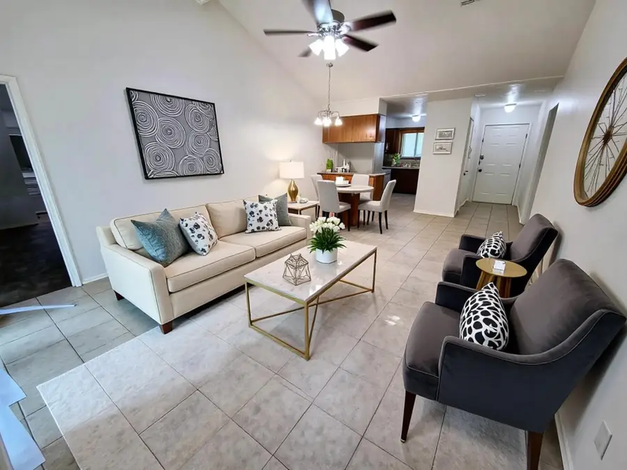 55 Summer Crest Circle, The Woodlands, TX 77381 - #2