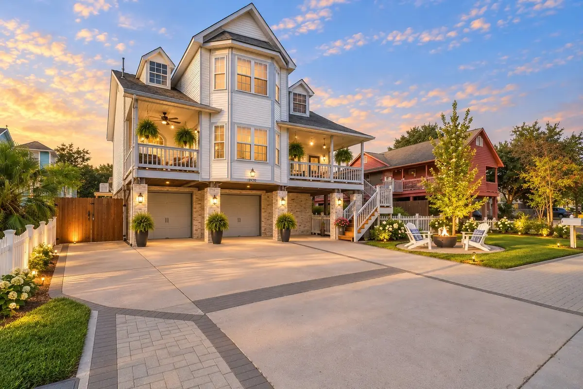 920 Grove Road, Clear Lake Shores, TX 77565 - #1