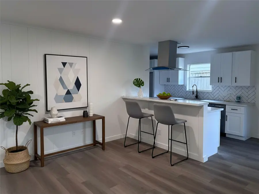 8411 Braeburn Valley Drive, Houston, TX 77074 - #3