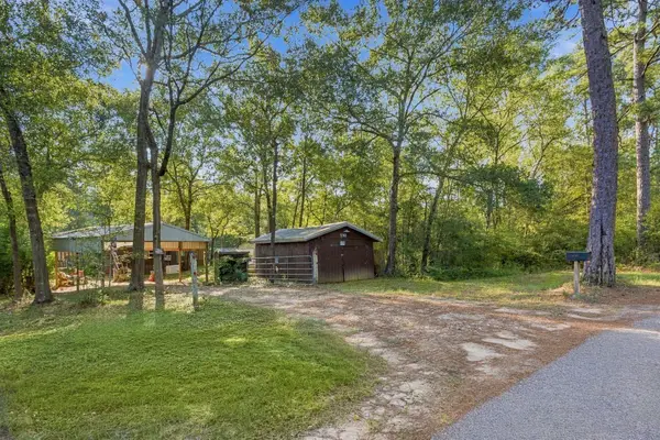13163 County Road 201, Plantersville, TX 77363