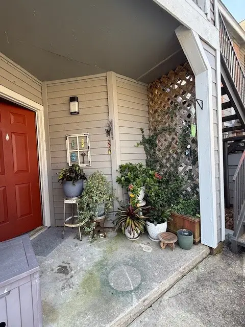 2402 Sycamore Avenue #E3, Huntsville, TX 77340 - Image #3