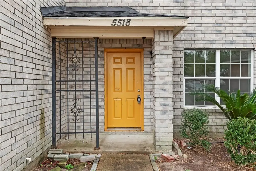 5518 Rio Alamo Street, Rosharon, TX 77583 - Image #2