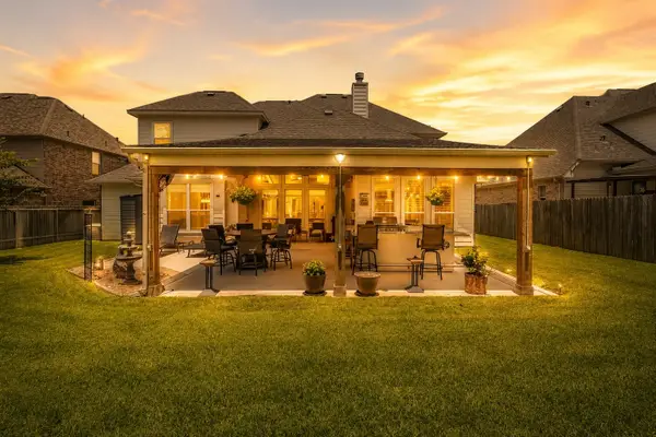 13859 Shoreline Drive, Willis, TX 77318