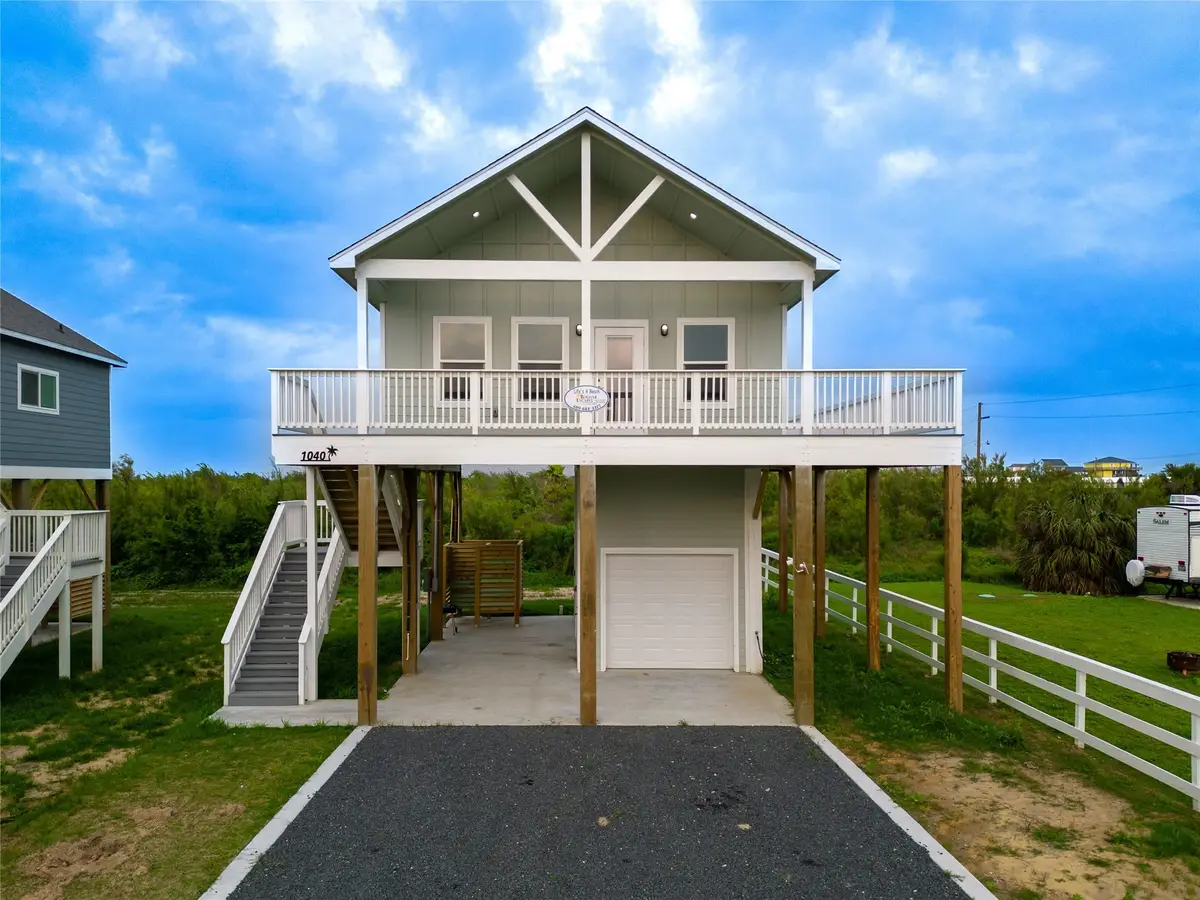 1040 Johnson Road, Gilchrist, TX 77617 - Image #1