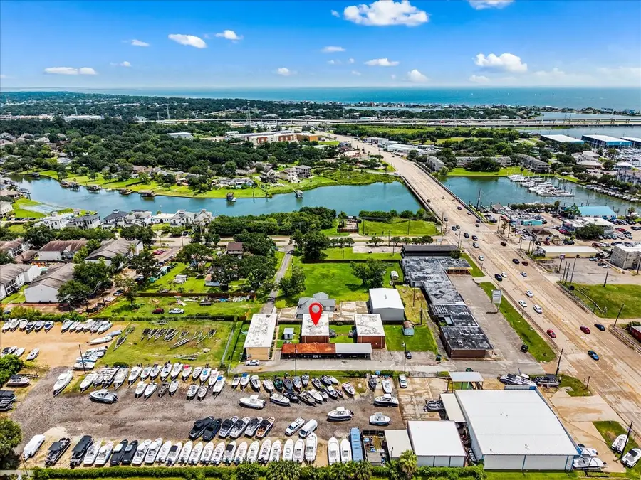 1914 Larrabee Street #1-12, Seabrook, TX 77586 - #2