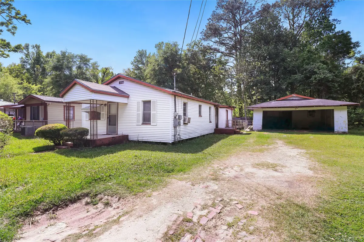 325 S 19th Street, Silsbee, TX 77656 - #1