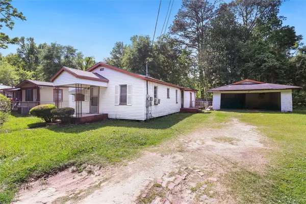 325 S 19th Street, Silsbee, TX 77656