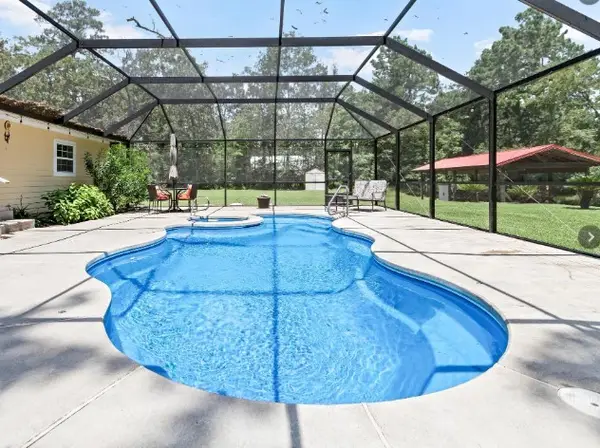 548 Creekside Drive, Onalaska, TX 77360