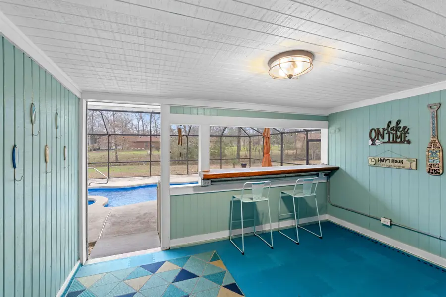 548 Creekside Drive, Onalaska, TX 77360 - Image #2