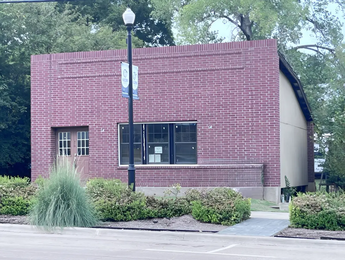 527 E Main Street, Lewisville, TX 75057 - Image #1