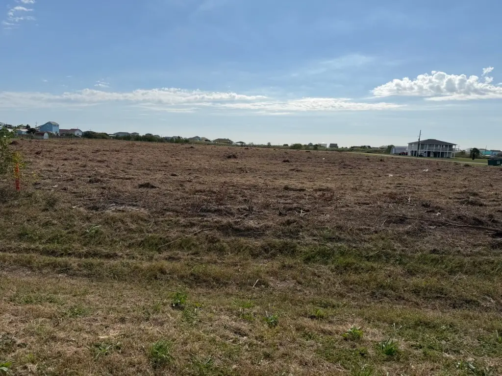 1236 Highway 87, Crystal Beach, TX 77650 - Image #1