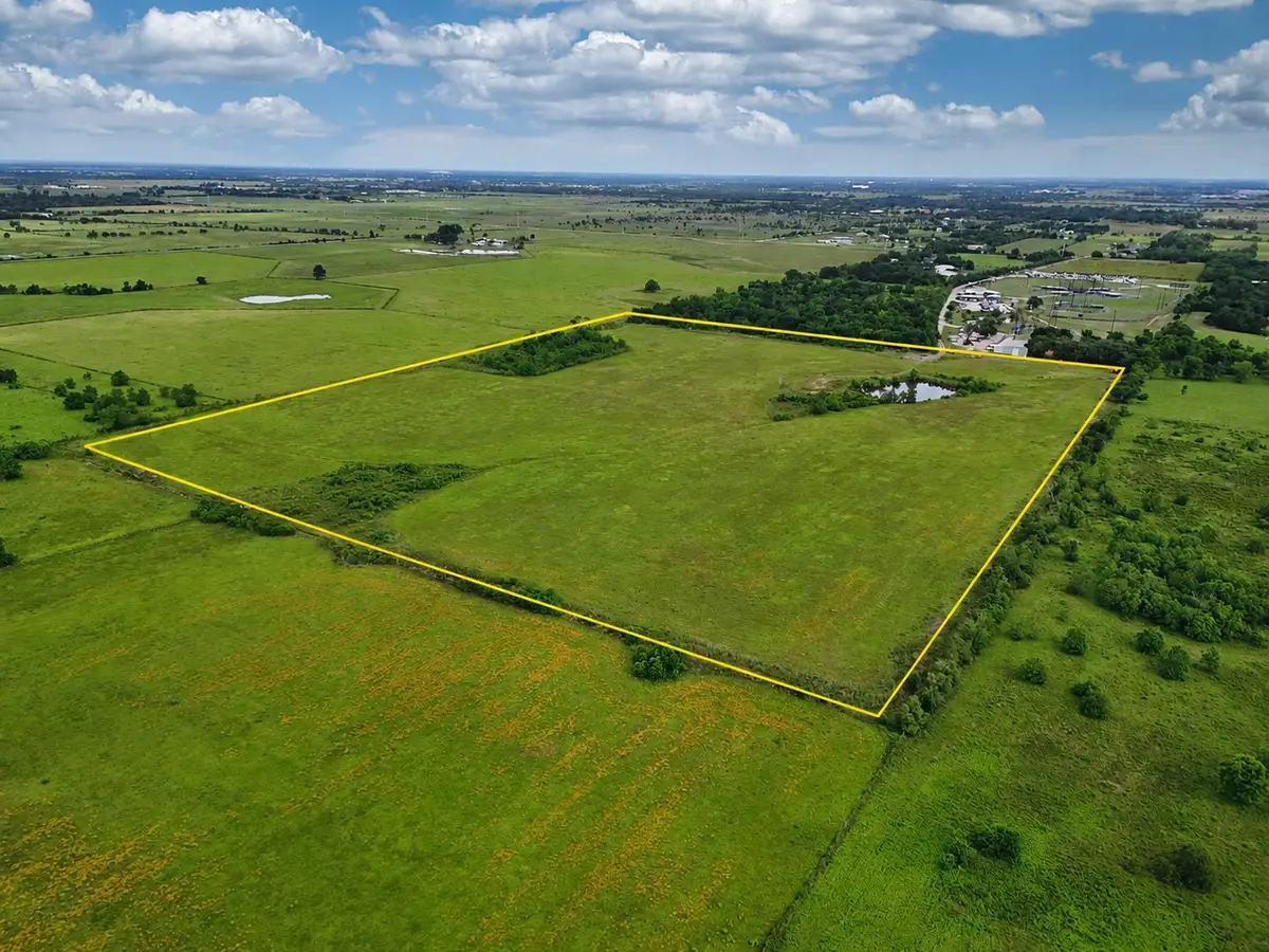 33753 Betka Road, Waller, TX 77484 - #1