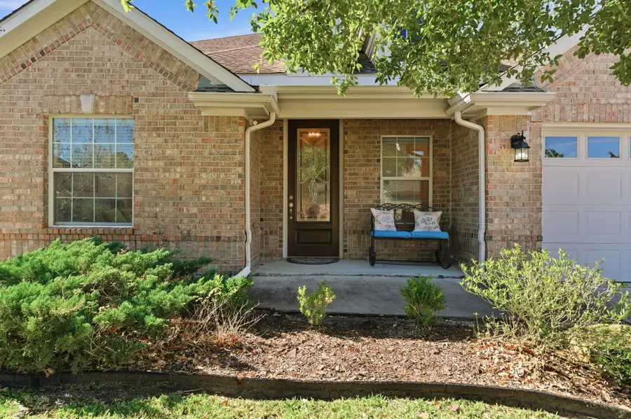 15466 Mansion Woodland Drive, Conroe, TX 77384 - Image #3