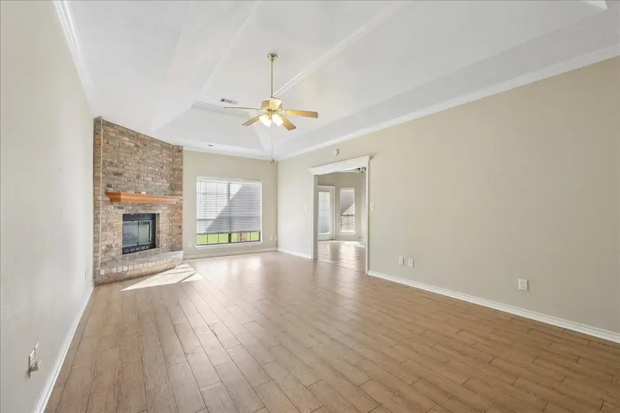 6820 Essex Lane, Groves, TX 77619 - Image #2