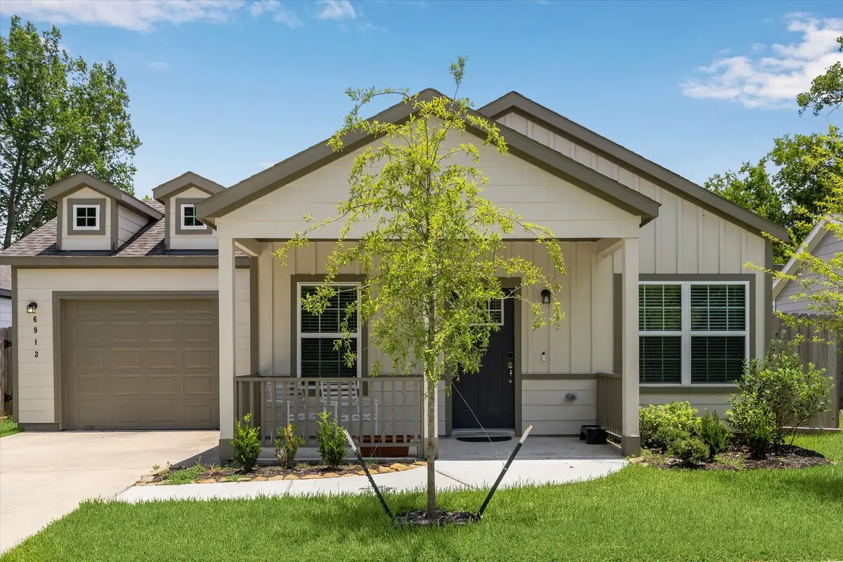 6913 New York Street, Houston, TX 77021 - #1