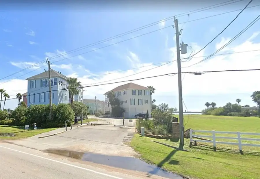 1010 Lillian Lane, Galveston, TX 77554 - #3