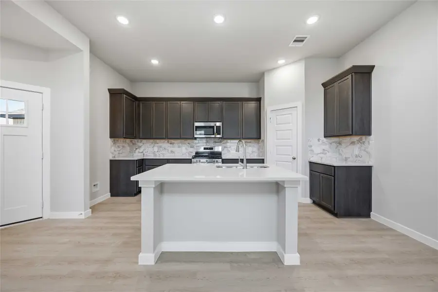 1052 Lilly Lane, Bellville, TX 77418 - #3