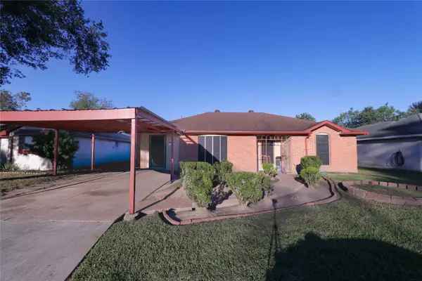 6407 Sandy Oaks Drive, Houston, TX 77050