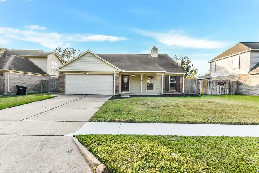 4010 Spring Branch Drive W, Pearland, TX 77584 - #2