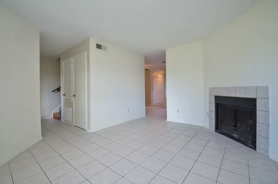 1604 Good Day Dr, Missouri City, TX 77459 - Image #3