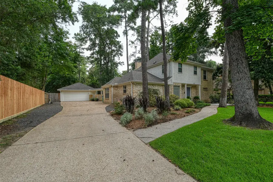 6 Willowherb Court, The Woodlands, TX 77380 - #3