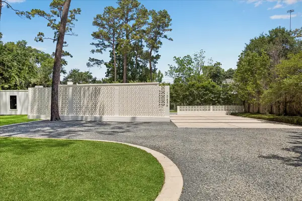 10626 Tarleton Drive, Houston, TX 77024