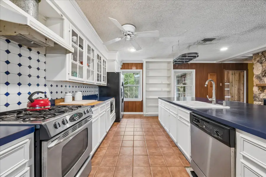 2410 Clark Drive, La Marque, TX 77568 - #3