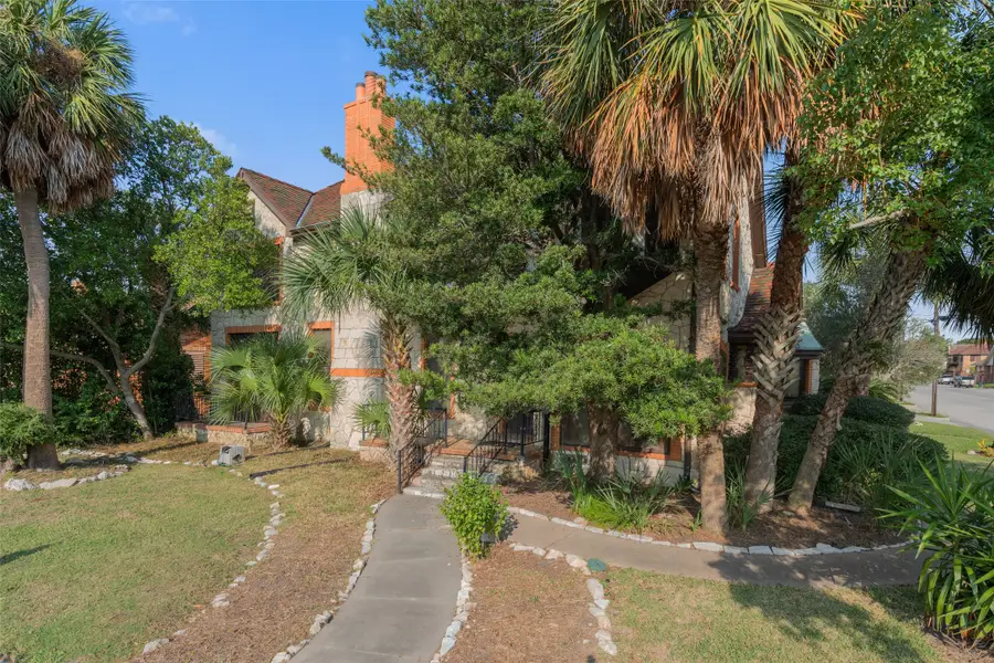 4502 Avenue O, Galveston, TX 77551 - Image #3