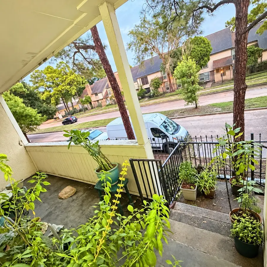 781 Country Place Drive #2015, Houston, TX 77079 - #2