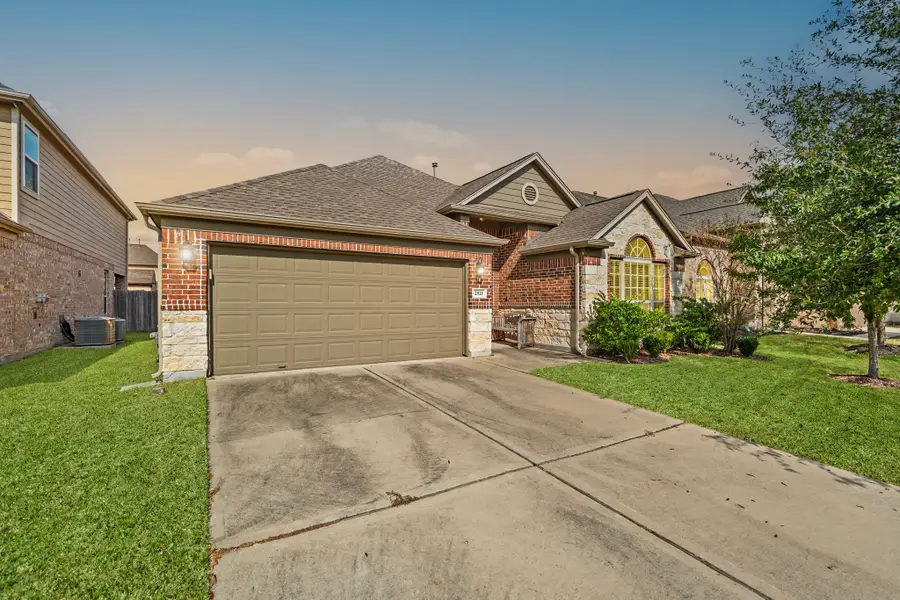 2811 Verdant Spring Trail, Katy, TX 77493 - Image #2