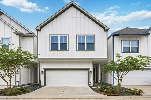 6723 Parker Oaks Lane, Houston, TX 77076