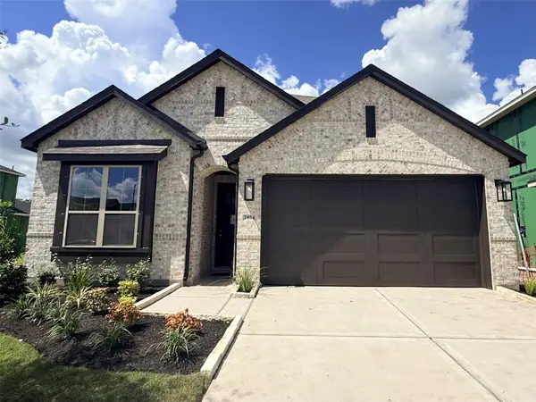 2954 Mellow Pines Lane, Webster, TX 77598