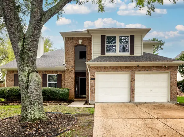 13810 Viewfield Court, Houston, TX 77059