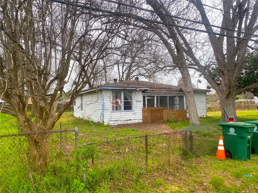 7525 Charlie Street, Houston, TX 77088 - #2