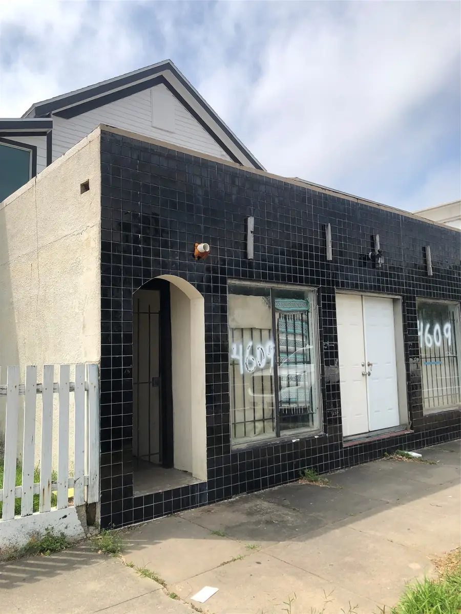 4609 Broadway Street #3, Galveston, TX 77551 - #2