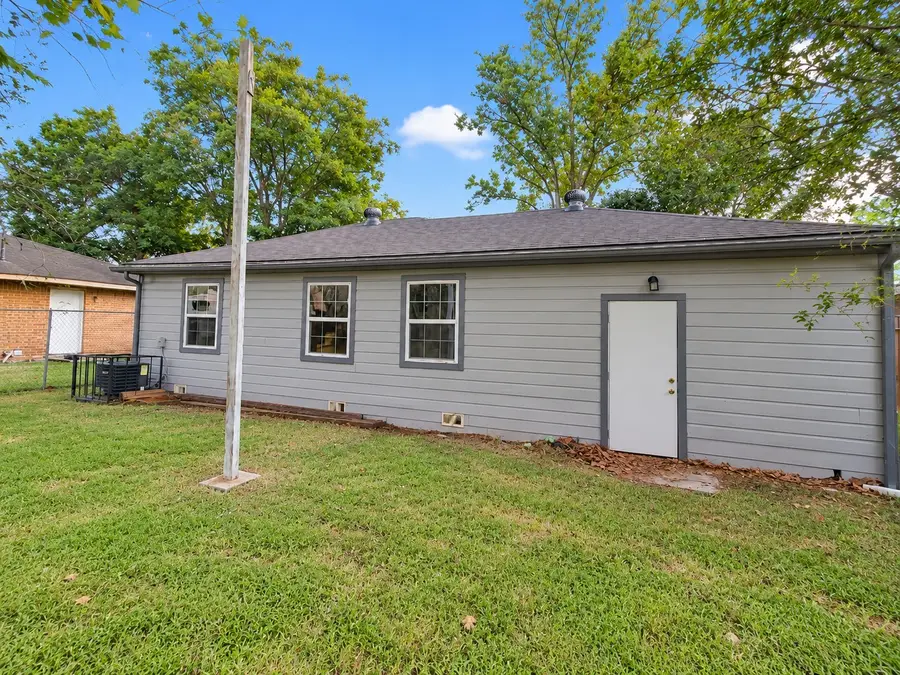 2309 Avenue F, Dickinson, TX 77539 - #2