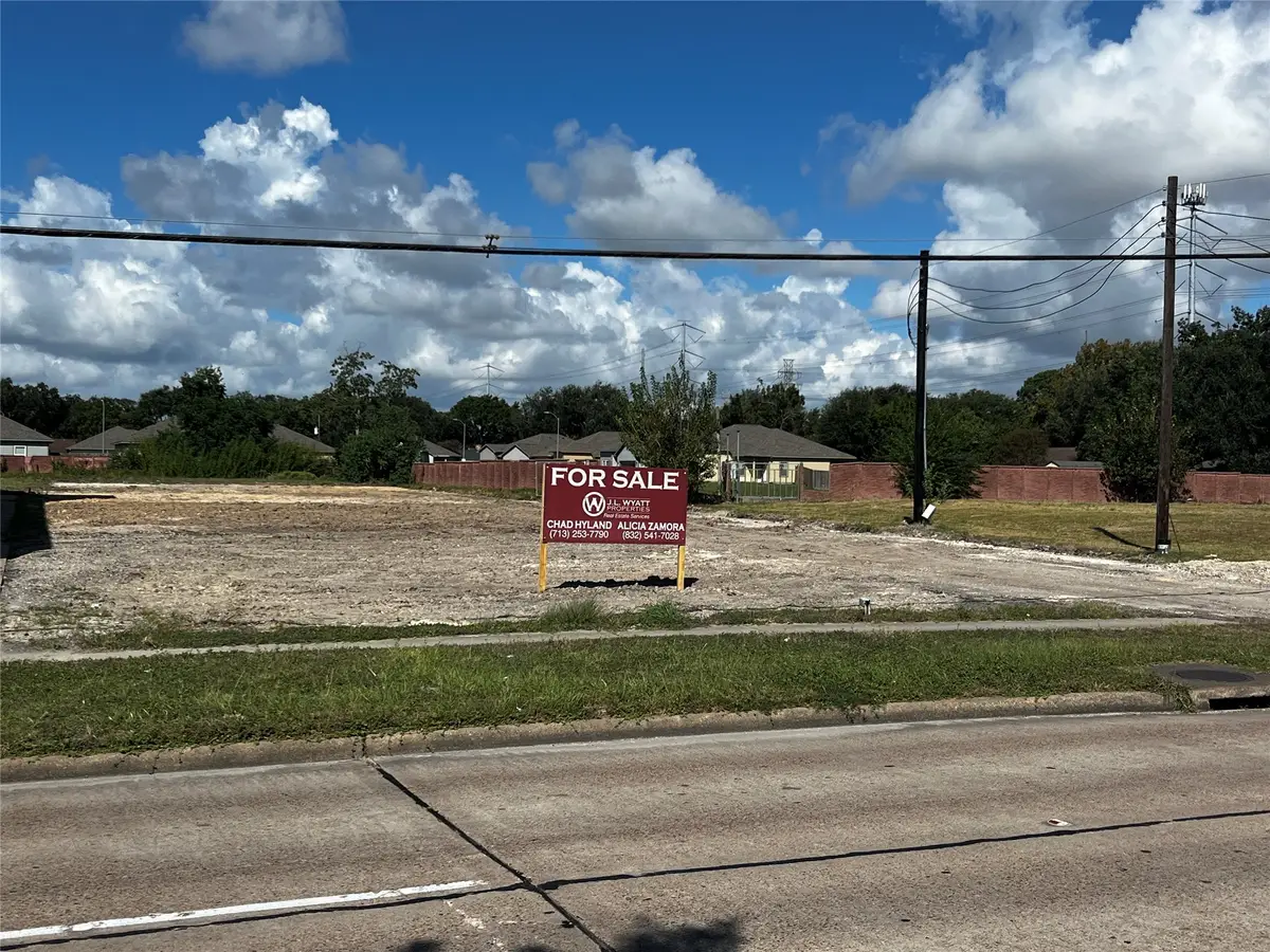 2310 Center Street, Deer Park, TX 77536 - Image #1