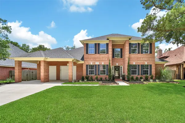 15927 Lake Loop Drive, Cypress, TX 77433