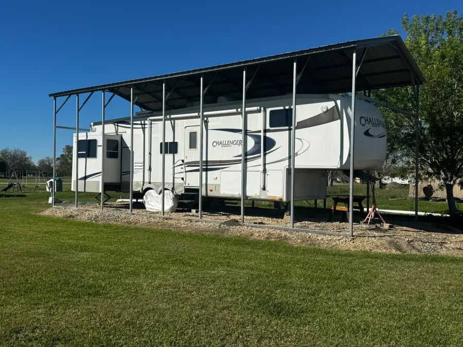 101 Tupelo 1 N, Palacios, TX 77465 - #2