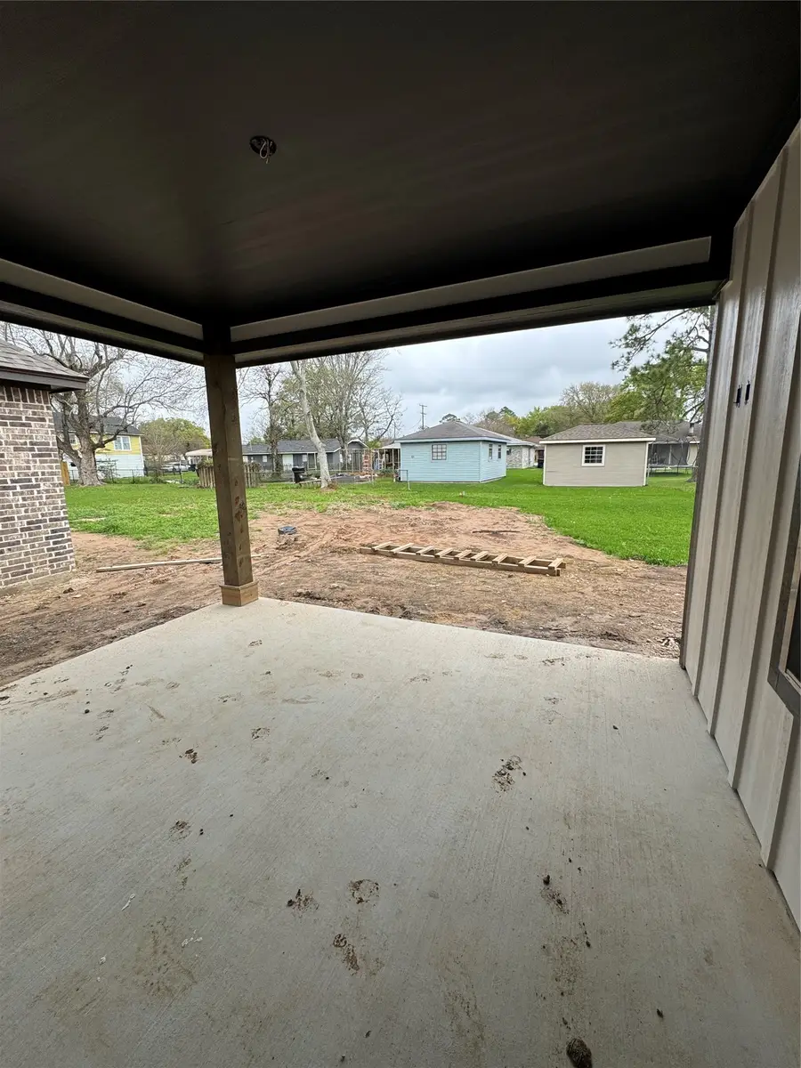 1211 S 14th Street, Nederland, TX 77627 - #2