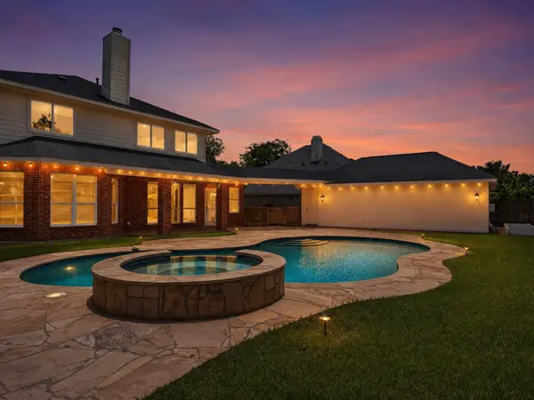 1331 Shady Bend Drive, Sugar Land, TX 77479