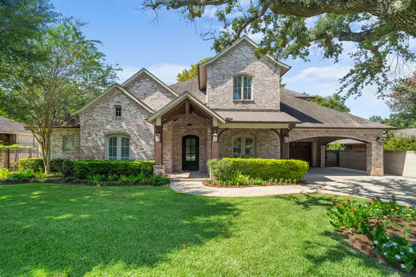 706 Oyster Creek Drive, Sugar Land, TX 77478