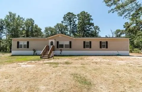 20970 Lee Lane, Chandler, TX 75758