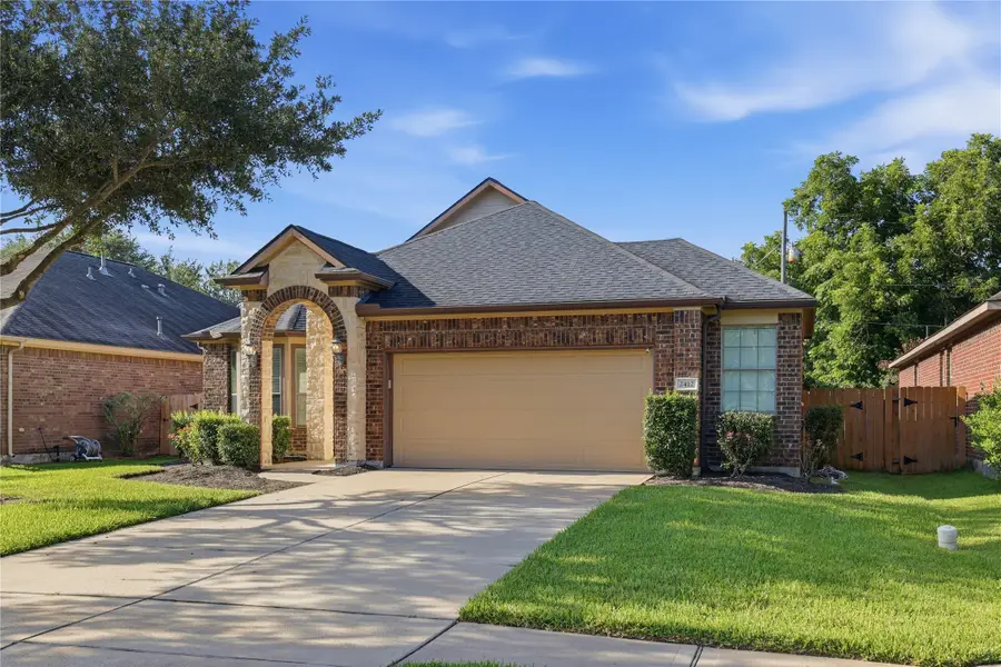 2412 Via Montesano, League City, TX 77573 - #3