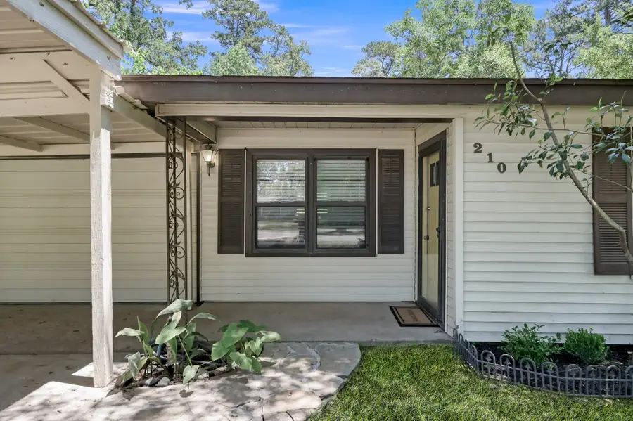 210 Harris Boulevard, Conroe, TX 77301 - #3