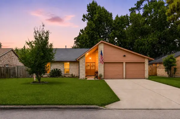 17411 Huntersglen Circle, Humble, TX 77396