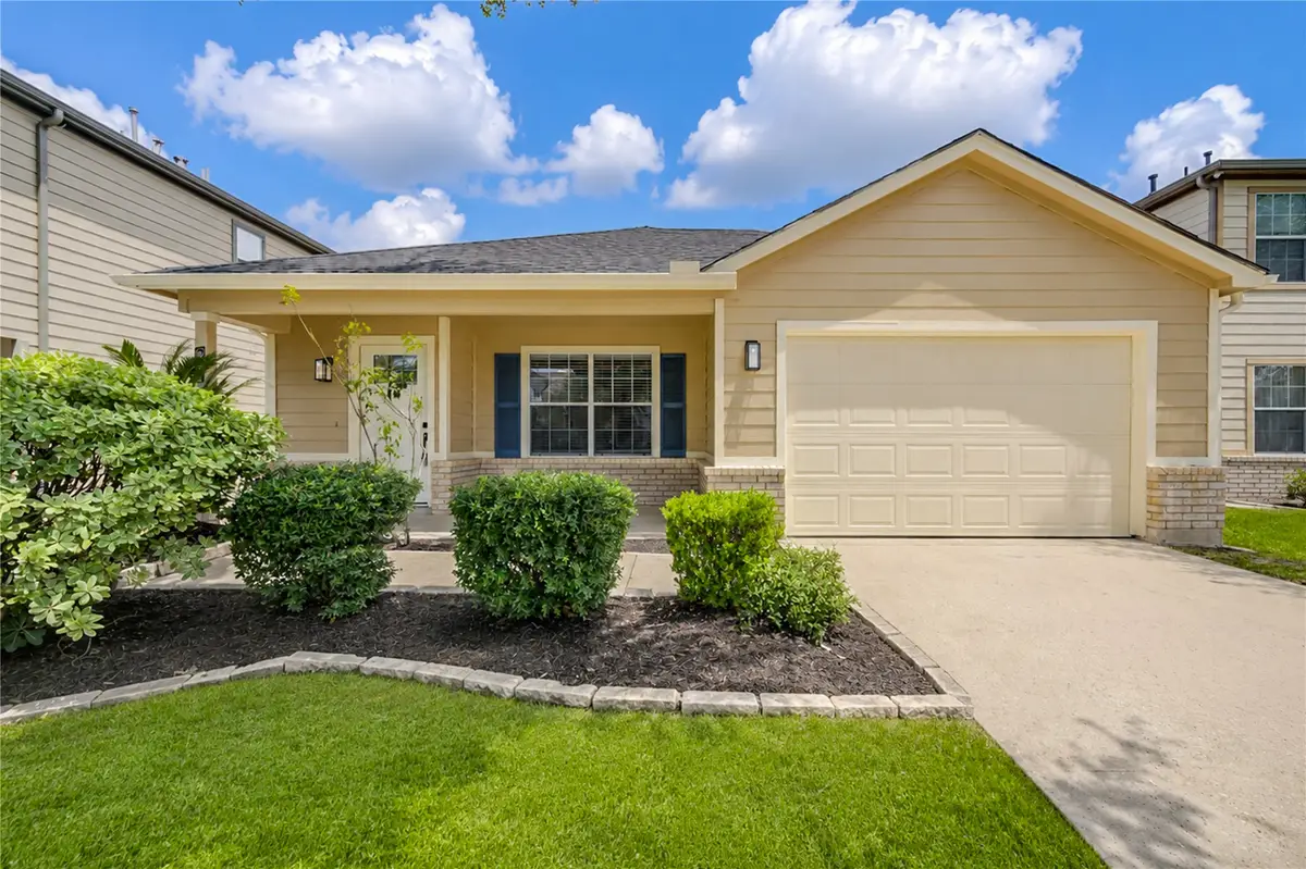 902 Eagles Glide Drive, Houston, TX 77090 - #1
