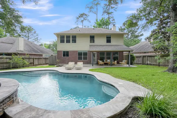 10 Teakwood Place, The Woodlands, TX 77384