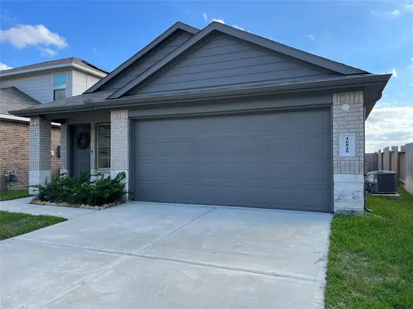 16818 Short Pines Drive, Conroe, TX 77302
